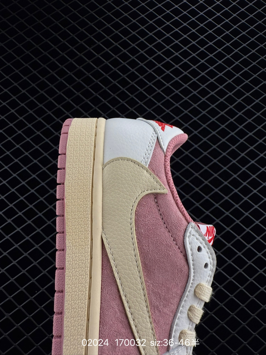 Travis Scott x Air Jordan 1 Low OG 